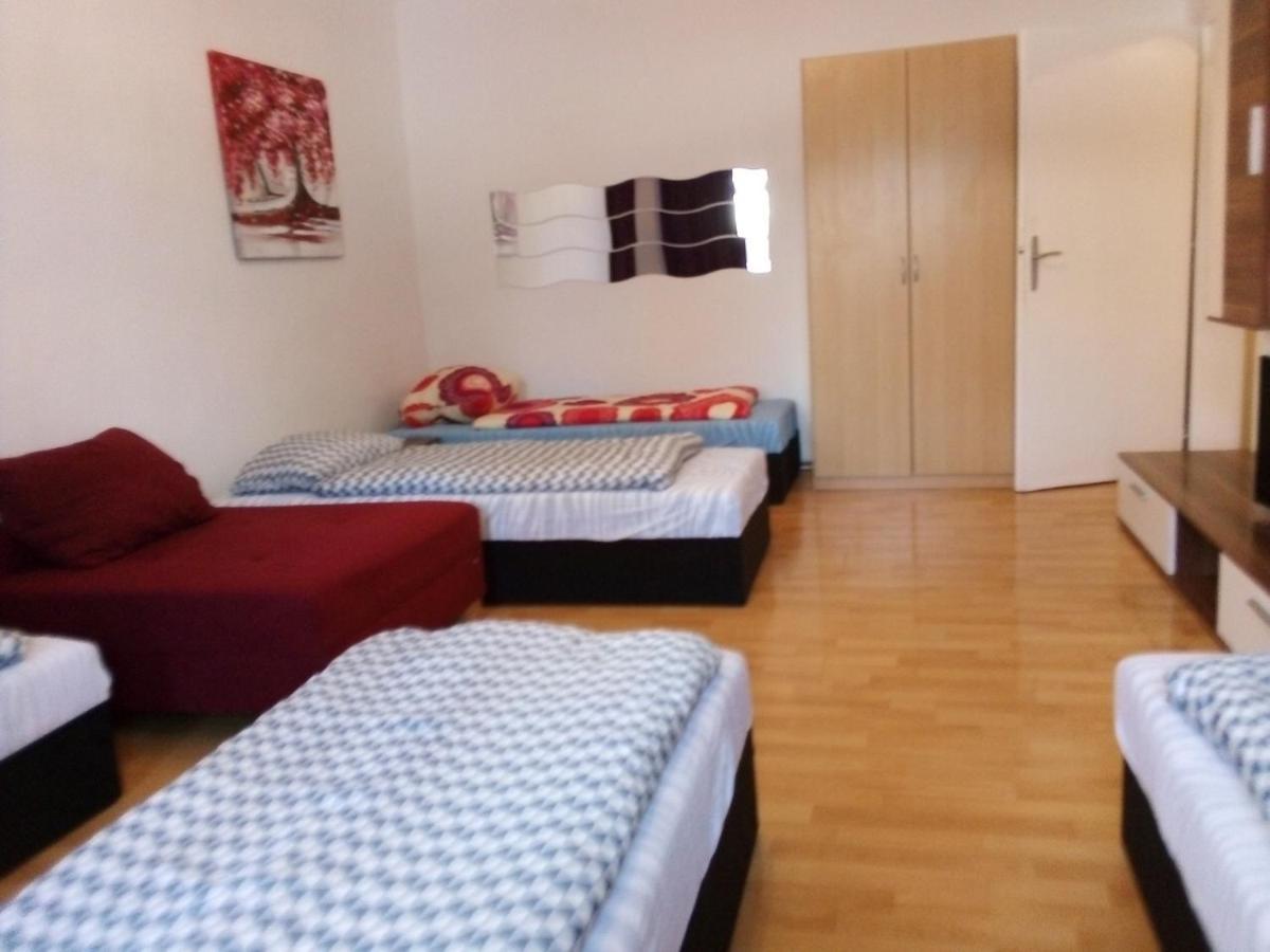 Raisa Apartments Fuenkhgasse Pressbaum Esterno foto