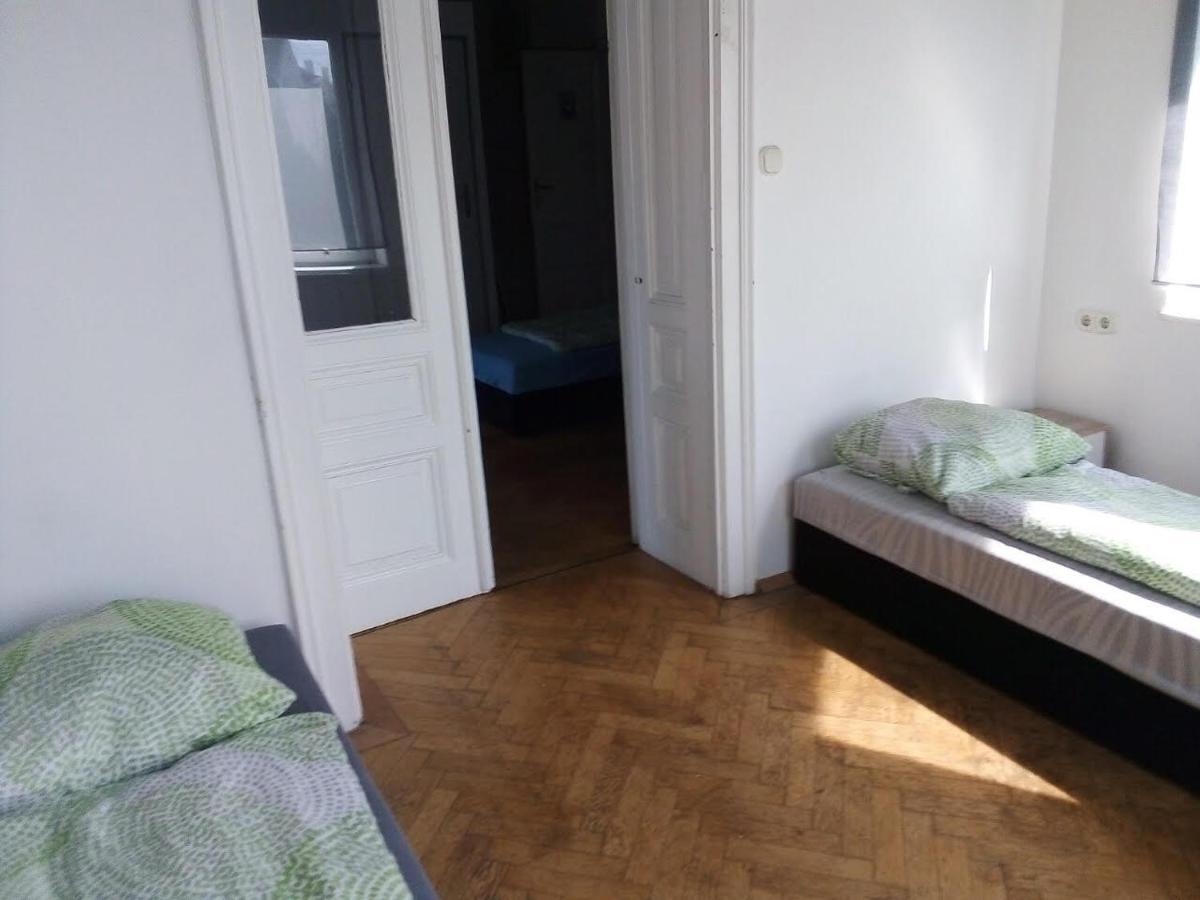 Raisa Apartments Fuenkhgasse Pressbaum Esterno foto